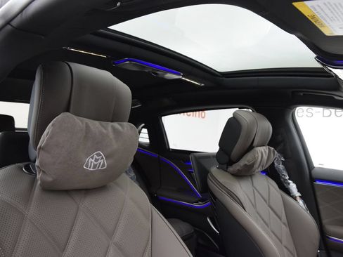 New 2026 Mercedes-Benz Maybach S 580 4MATIC image 17