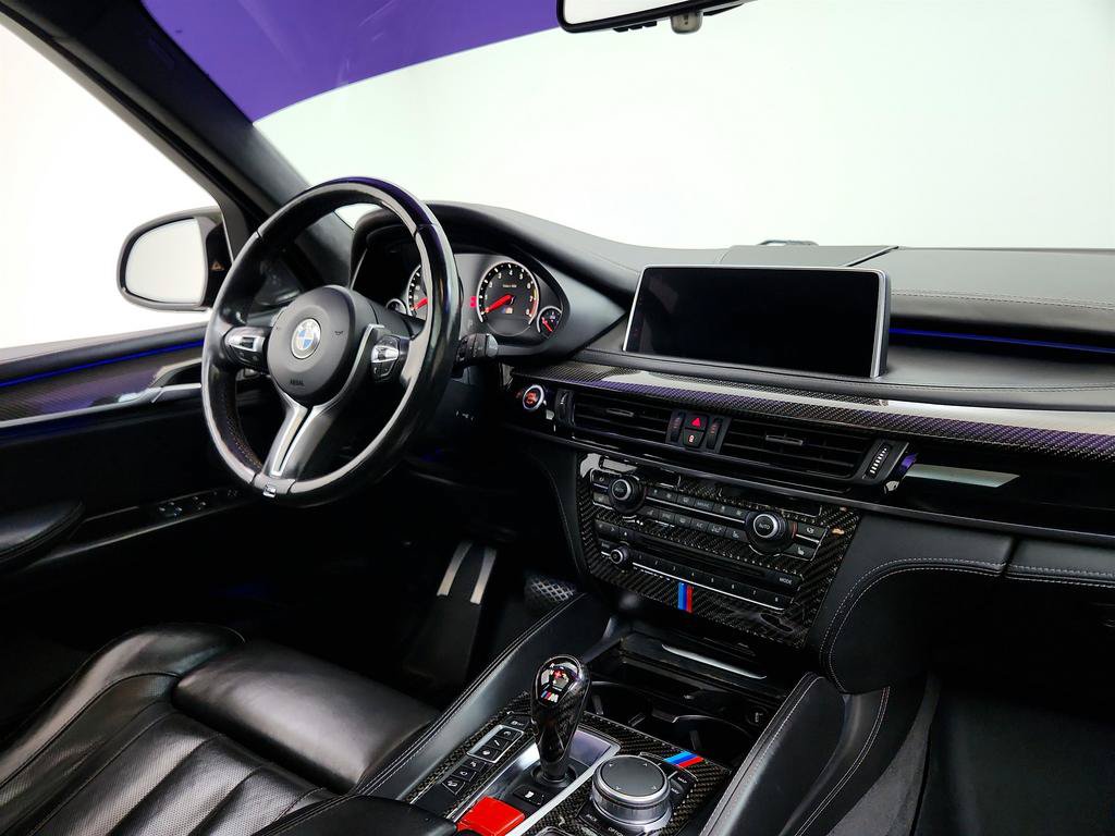 Used 2018 BMW X5 M w/ Executive Package AWD/4WD image 26