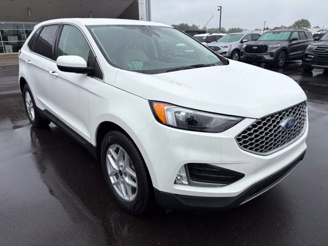 Certified 2024 Ford Edge SEL w/ Convenience Package AWD/4WD image 9