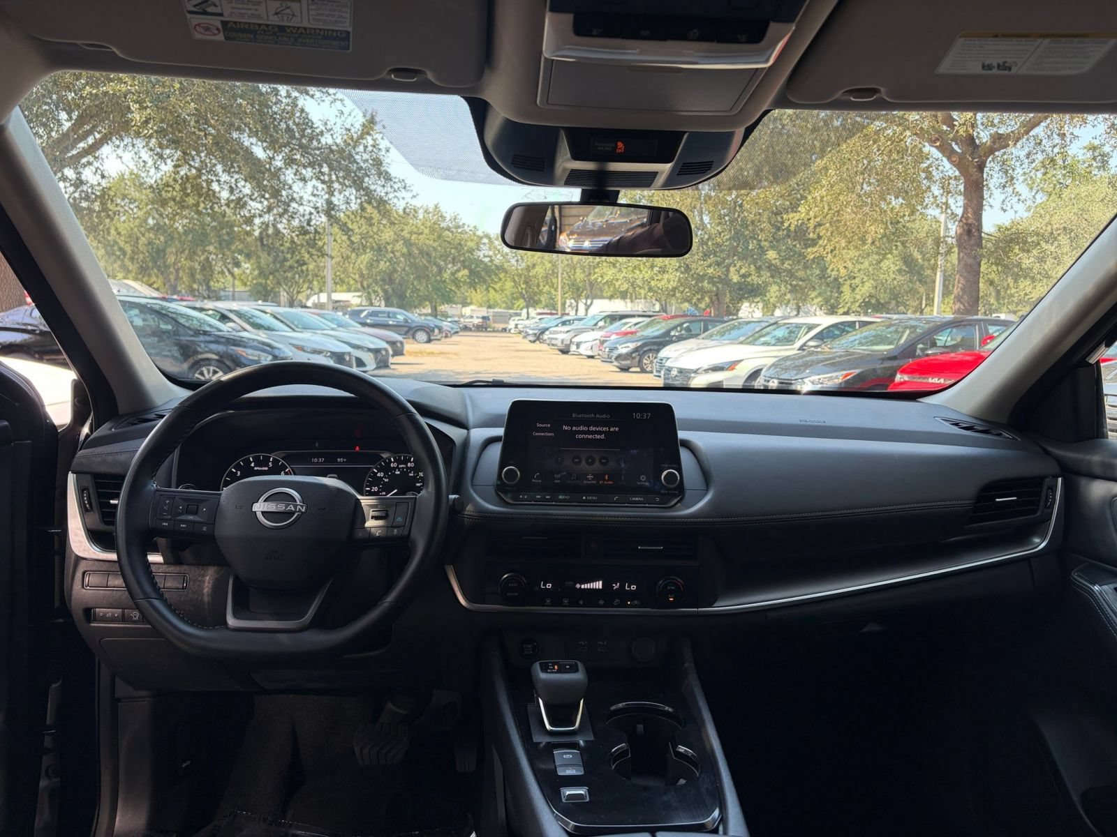Used 2025 Nissan Rogue SV FWD image 34
