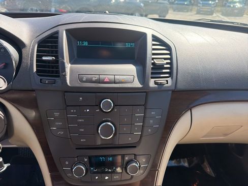 Used 2011 Buick Regal CXL w/ RL2 Preferred Equipment Group image 19