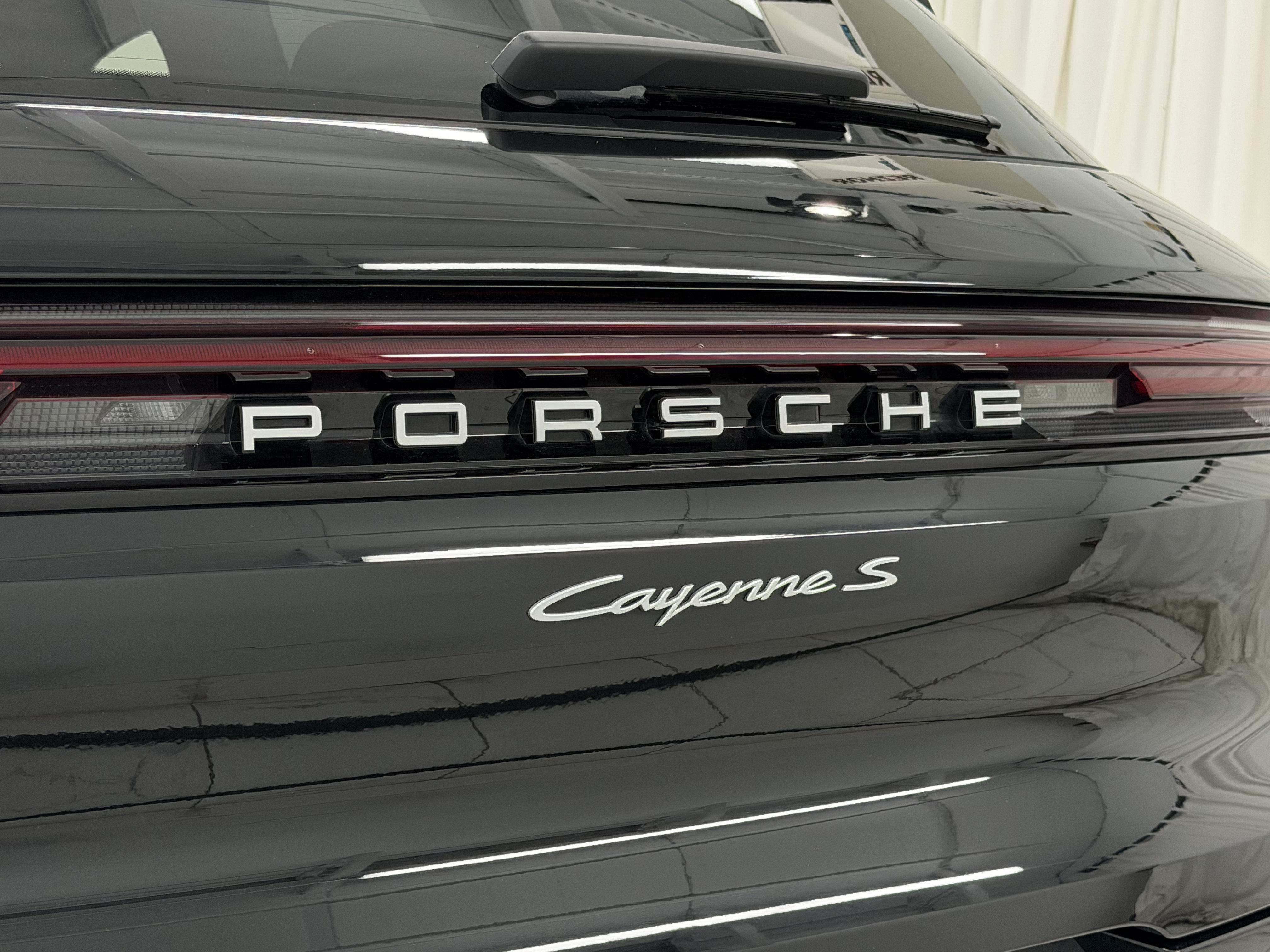 Used 2025 Porsche Cayenne S AWD/4WD image 65