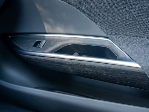 Used 2024 Lucid Air Touring image 15