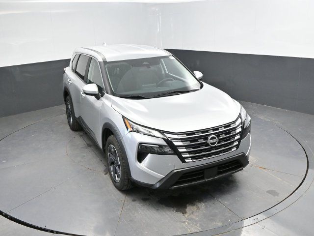 Used 2024 Nissan Rogue SV FWD image 38