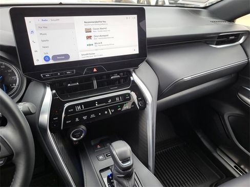 Used 2024 Toyota Venza Nightshade image 22