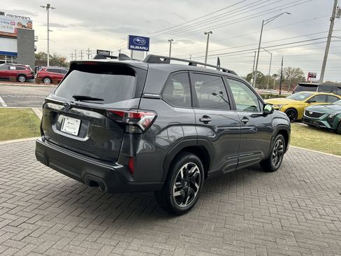 Certified 2025 Subaru Forester Limited image 6