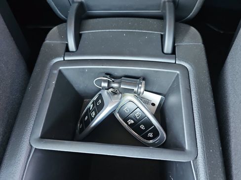 Certified 2022 Hyundai Santa Fe Blue AWD/4WD image 39