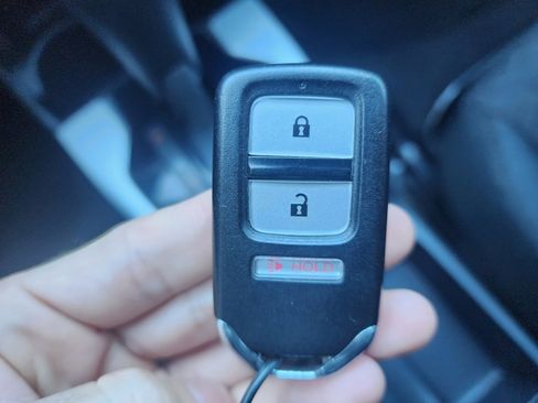 Used 2015 Honda Fit EX image 38