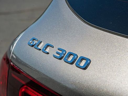 Certified 2022 Mercedes-Benz GLC 300 4MATIC image 11
