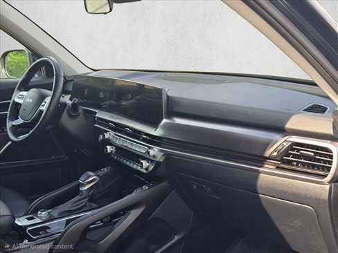 Used 2025 Kia Telluride S AWD/4WD image 20