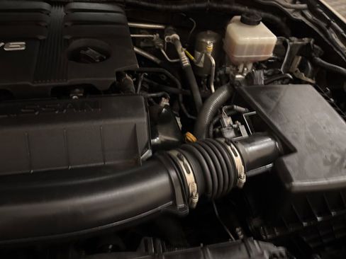 Used 2020 Nissan Frontier SV image 25