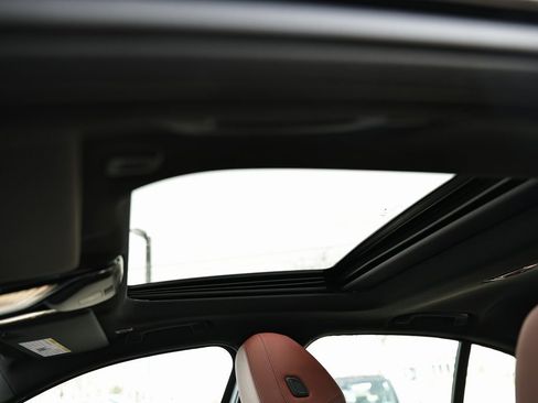 New 2026 BMW 330i Sedan image 14