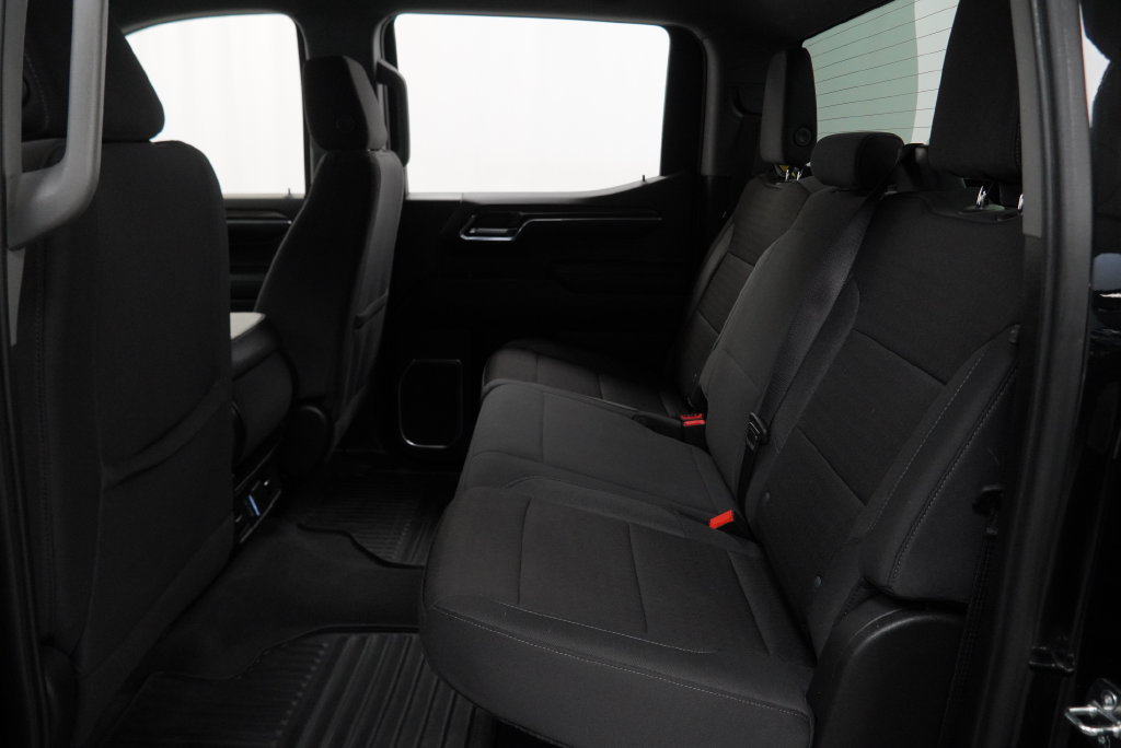 Used 2024 Chevrolet Silverado 1500 LT AWD/4WD image 15