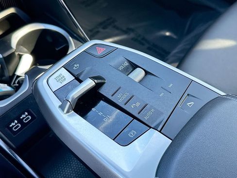 Used 2024 BMW X2 xDrive28i w/ Convenience Package image 17