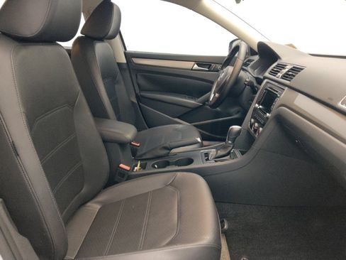 Used 2015 Volkswagen Passat 1.8T Limited Edition FWD image 21