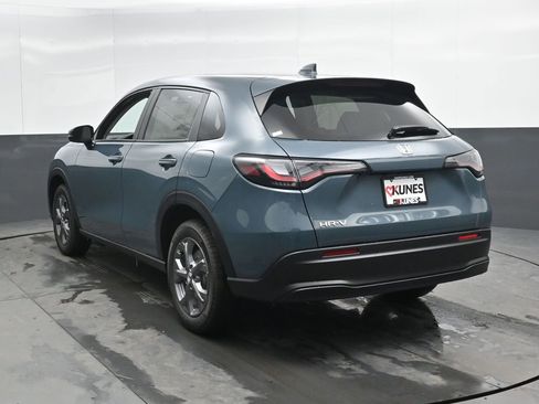 New 2026 Honda HR-V LX image 8