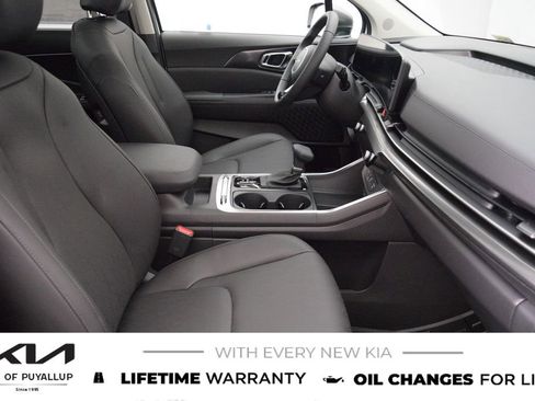 New 2026 Kia Carnival SX image 16