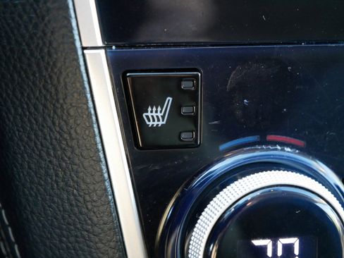 Used 2019 Subaru Outback 2.5i Premium image 28