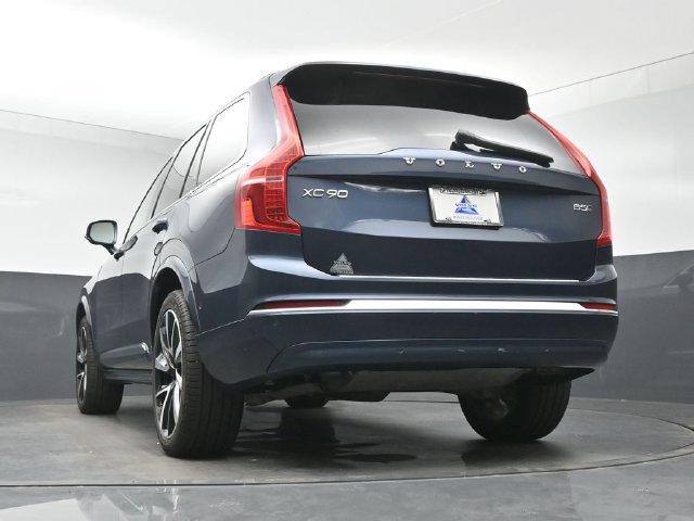 Used 2025 Volvo XC90 B5 Plus w/ Protection Package Premier AWD/4WD image 15