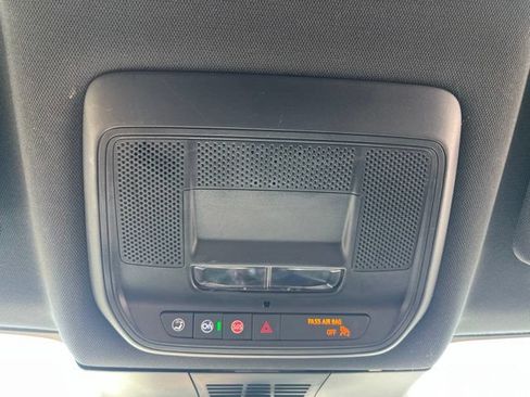 Used 2024 Chevrolet Blazer EV LT AWD/4WD image 23