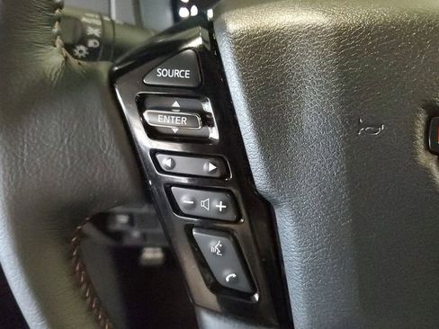 Used 2025 Nissan Frontier Pro-X image 28