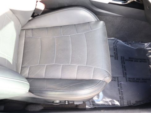 Used 2023 Kia Stinger GT2 image 33