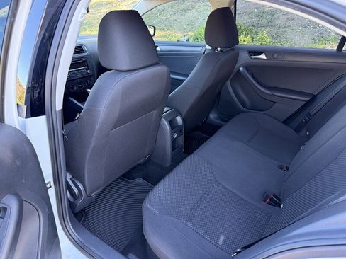 Used 2014 Volkswagen Jetta S image 20