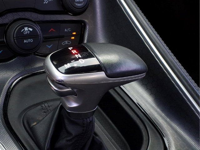 Used 2015 Dodge Challenger R/T Plus RWD image 14