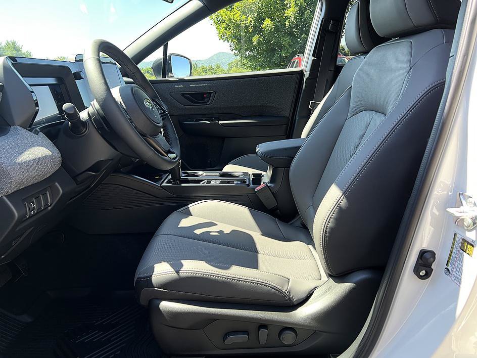 New 2026 Subaru Outback Limited AWD/4WD image 11