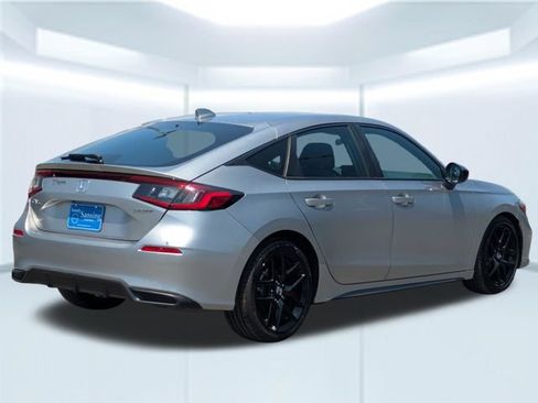 Used 2025 Honda Civic Sport image 6