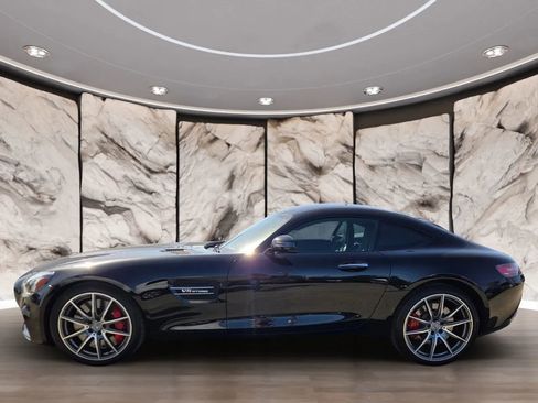 Used 2017 Mercedes-Benz AMG GT Coupe image 5