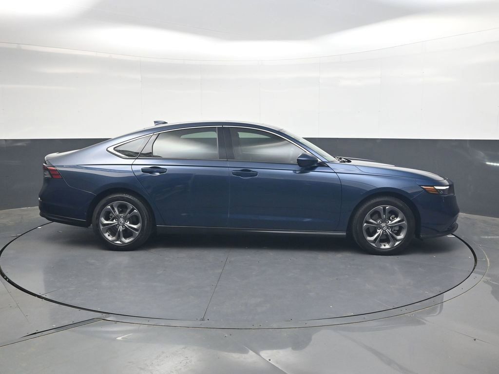 Certified 2024 Honda Accord EX image 3