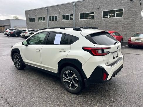 Used 2024 Subaru Crosstrek 2.0i Premium AWD/4WD image 5