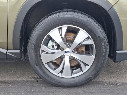 Certified 2025 Subaru Ascent Premium AWD/4WD image 9