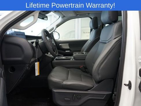 New 2026 Ford Expedition Active image 20