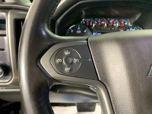 Used 2018 Chevrolet Silverado 1500 LT w/ Texas Edition RWD image 17