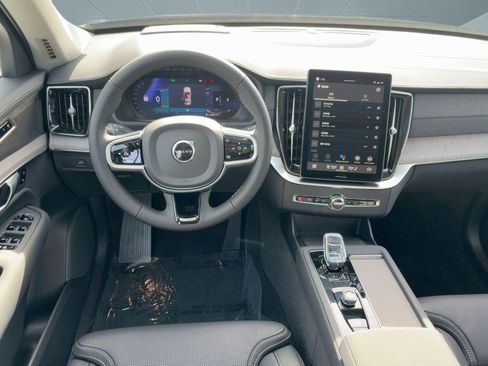 New 2026 Volvo XC90 B5 Ultra w/ Protection Package image 27