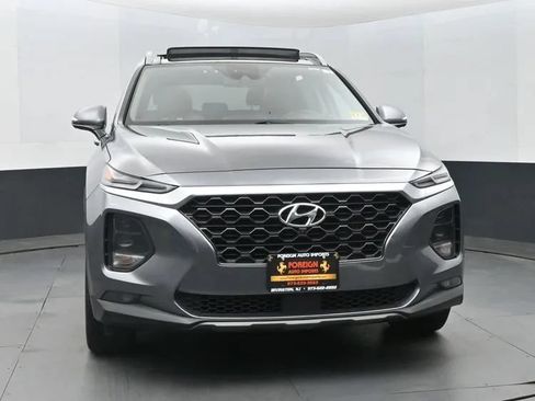 Used 2019 Hyundai Santa Fe AWD image 3