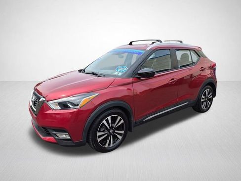 Used 2019 Nissan Kicks FWD image 6