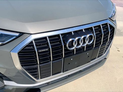 Used 2024 Audi Q3 2.0T Premium Plus image 29