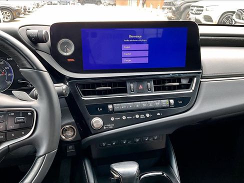 Used 2023 Lexus ES 350 Ultra Luxury w/ Accessory Package (Z2) FWD image 9