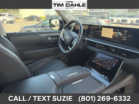 Used 2025 INFINITI QX80 Sensory AWD/4WD image 12