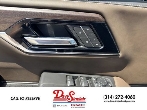 New 2026 GMC Yukon XL Denali Ultimate AWD/4WD image 13