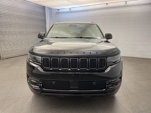 New 2025 Jeep Wagoneer Series II image 9