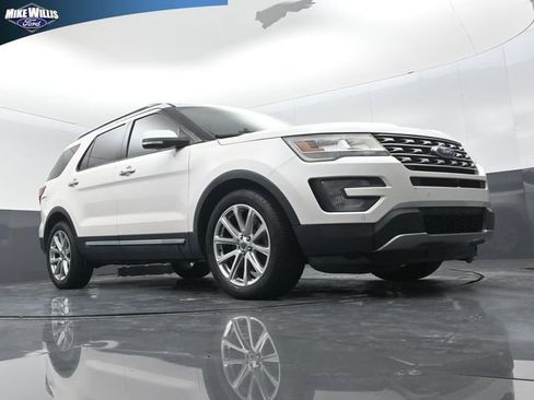 Used 2017 Ford Explorer Limited FWD image 17