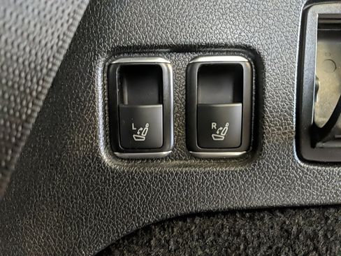 Used 2017 Mercedes-Benz GLS 450 4MATIC image 9