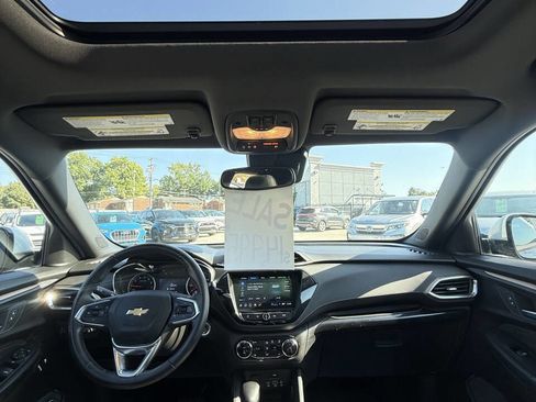 Used 2021 Chevrolet TrailBlazer ACTIV w/ Sun and Liftgate Package AWD/4WD image 18
