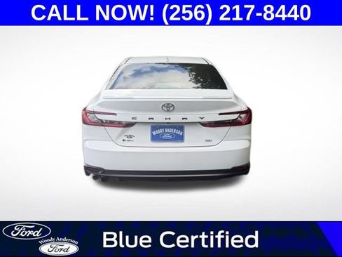 Used 2025 Toyota Camry SE FWD image 6