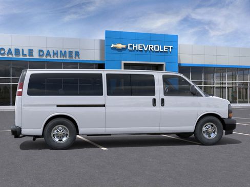 New 2025 Chevrolet Express 3500 LS RWD image 19