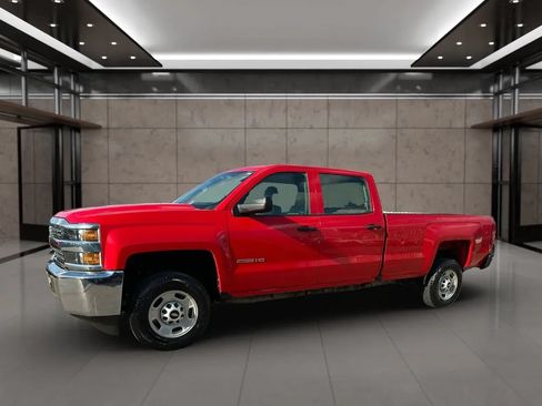 Used 2017 Chevrolet Silverado 2500 W/T AWD/4WD image 5